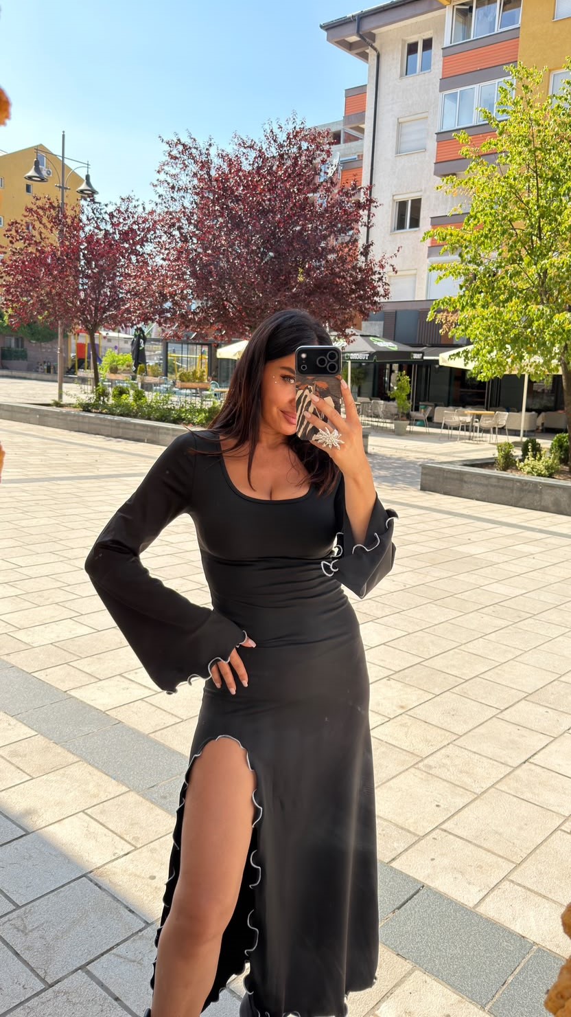 Carmen Dress